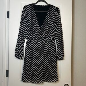 Express Women’s Black and White Chevron Dress Size Medium